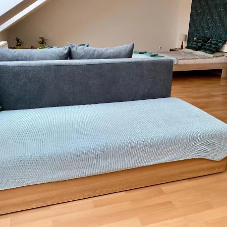 Apartment Orangehomes Large Erkel Street