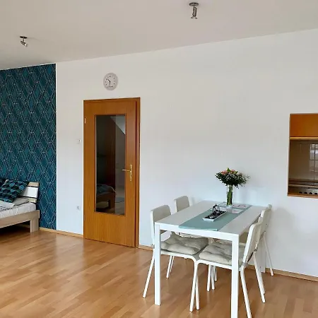 Orangehomes Large Erkel Street Budapest